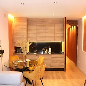 apartamento-boutique-casco-viejo.bilbaohotelsspain.com/